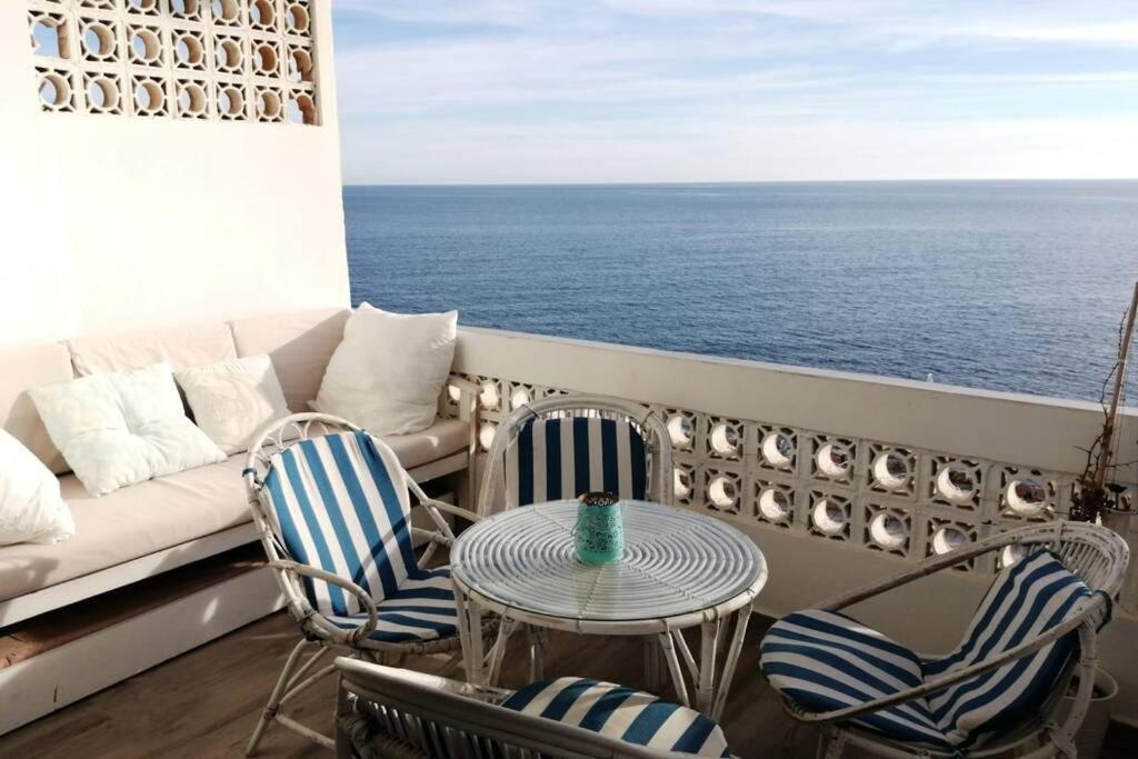 Apartamento Frente Al Mar. Альмуньекар Экстерьер фото