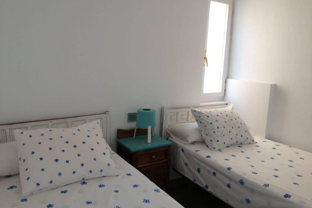 Apartamento Frente Al Mar. Альмуньекар Экстерьер фото